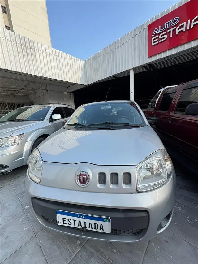 Carro Fiat Uno Furgão 2014 1.0 Evo (Flex)