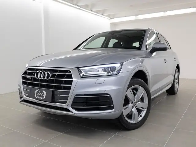 Carro Audi Q5 2018 2.0 TFSI Ambiente S Tronic Quattro