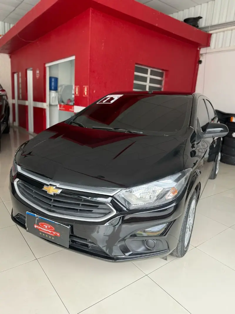 Chevrolet Onix 1.0 LT SPE/4