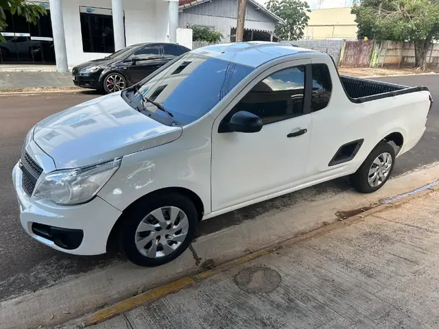 Carro Chevrolet Montana 2017 LS 1.4 (Flex)