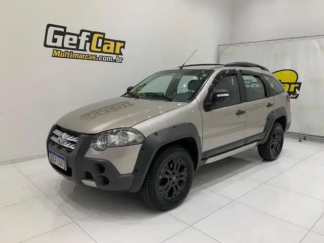 Carro Fiat Palio Weekend 2012 Adventure 1.8 16V (Flex)