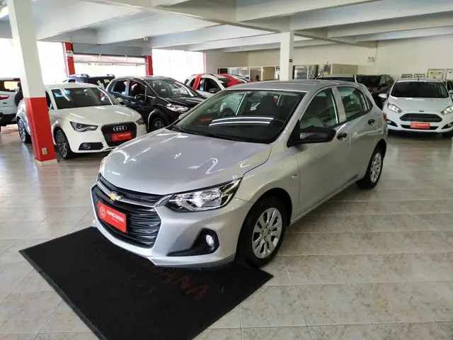 Carro Chevrolet Onix 2023 1.0 Turbo (Aut.)