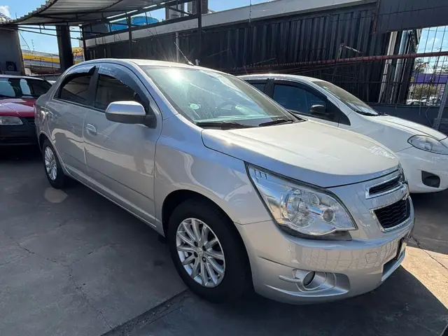 Carro Chevrolet Cobalt 2014 LTZ 1.4 8V (Flex)