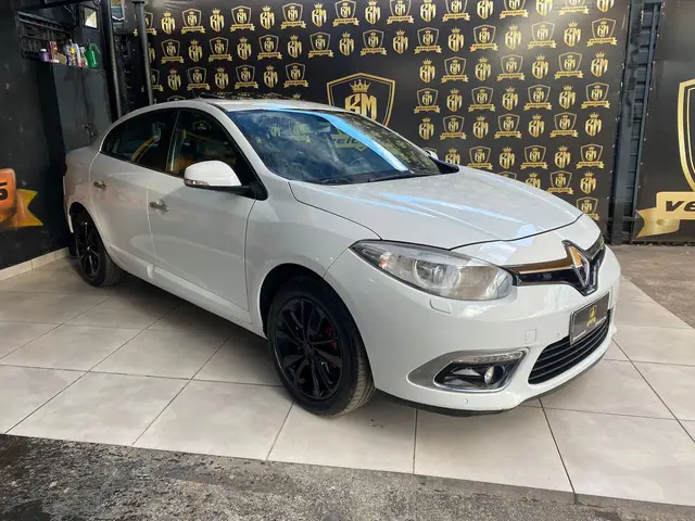 Carro Renault Fluence 2016 2.0 16V Privilege X-Tronic (Flex)
