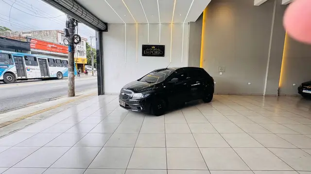 Carro Chevrolet Onix 2019 1.0 Joy SPE/4