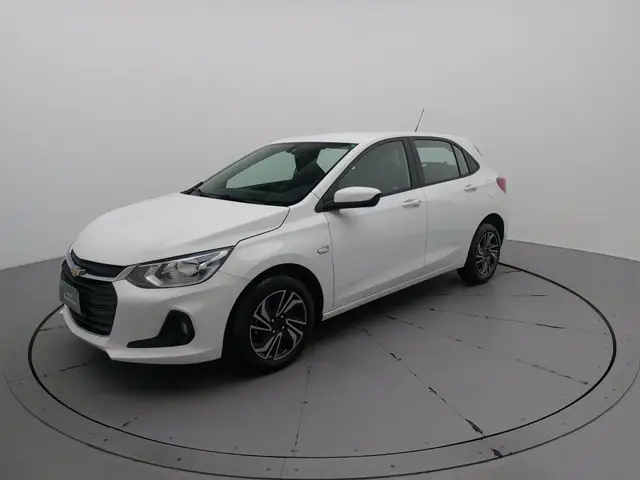 Carro Chevrolet Onix Plus 2024 LT 1.0
