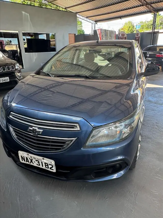 Carro Chevrolet Onix 2014 1.4 LT SPE/4 (Aut)