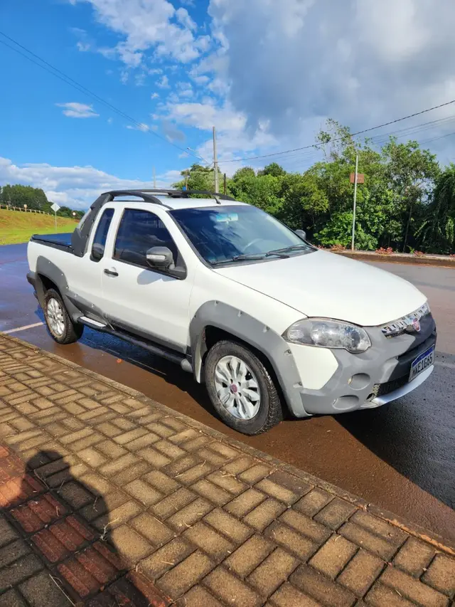 Carro Fiat Strada 2013 Adventure 1.8 16V (Flex) (Cabine Estendida)