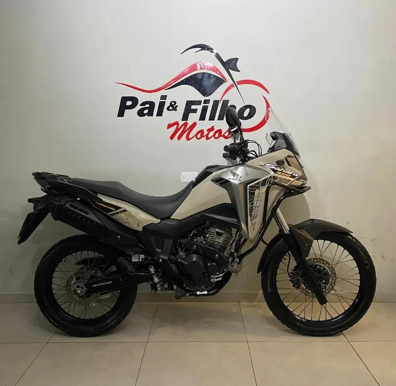 Honda XRE Sahara 300 Adventure