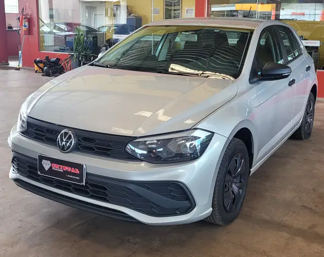 Carro Volkswagen Polo 2024 Track 1.0 Flex 12V 5p