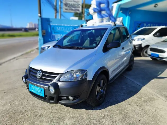 Carro Volkswagen CrossFox 2009 1.6 (Flex)