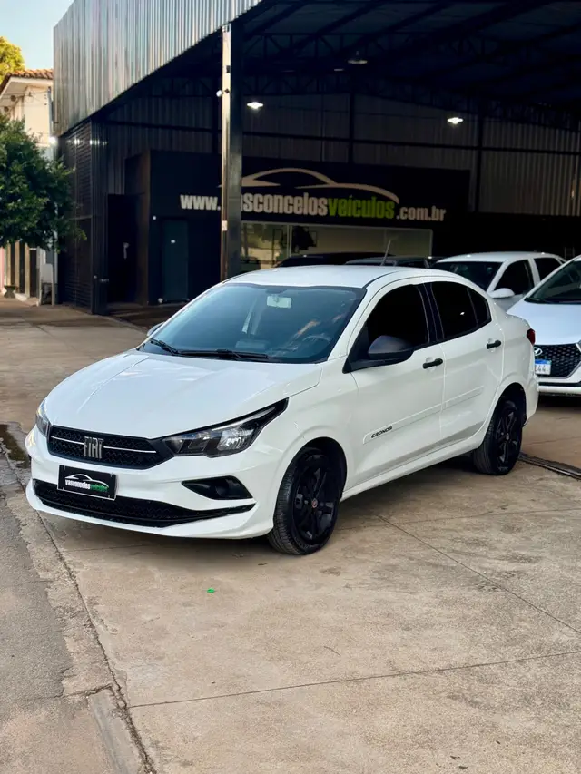 Carro Fiat Cronos 2023 1.0 (Flex) MT