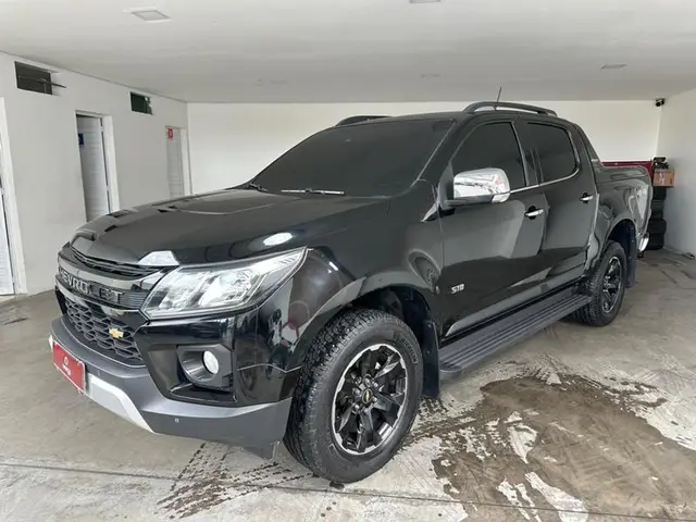 Carro Chevrolet S10 Cabine Dupla 2023 High Country 2.8 Turbodiesel (Aut.)