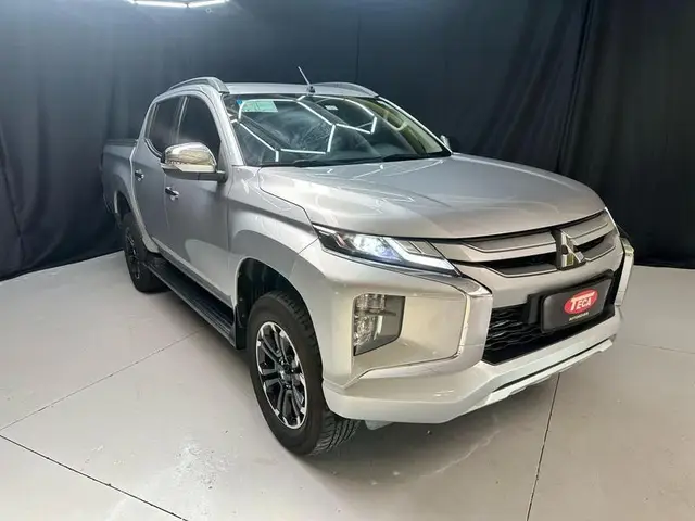Carro Mitsubishi L200 Triton Sport 2024 HPE 2.4