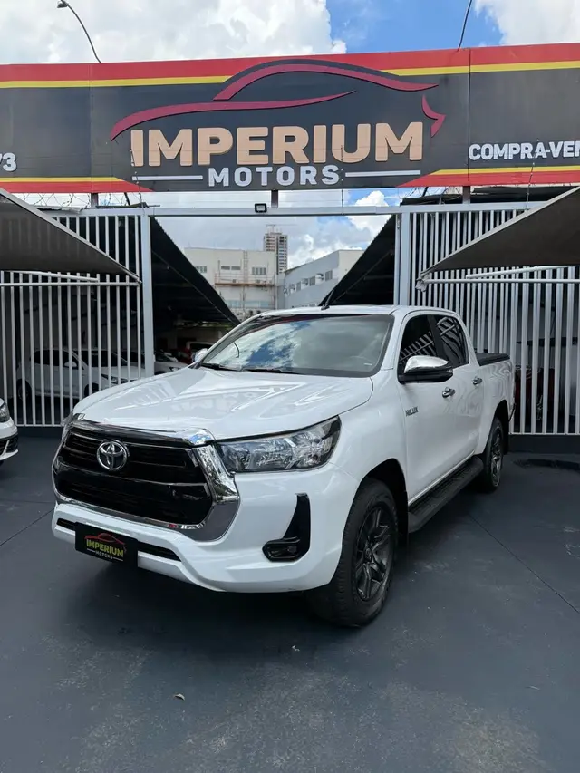 Carro Toyota Hilux Cabine Dupla 2021 STD Power Pack 2.8 TDI CD 4x4
