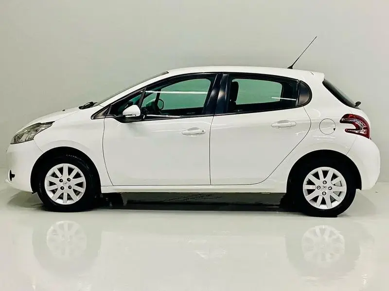 Peugeot 208 Active 1.5 8V (Flex)
