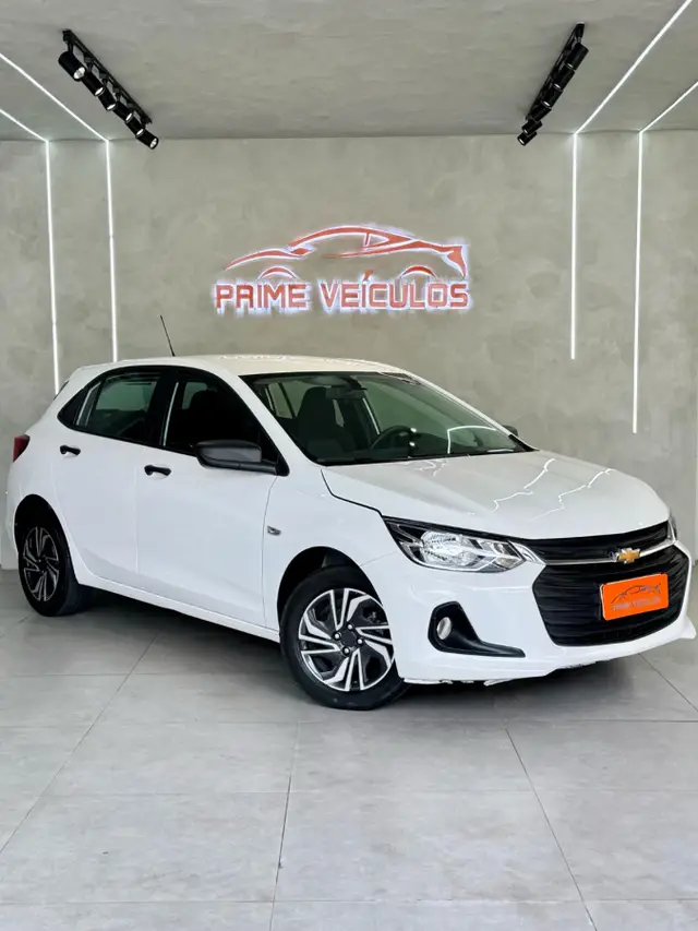 Carro Chevrolet Onix 2024 1.0