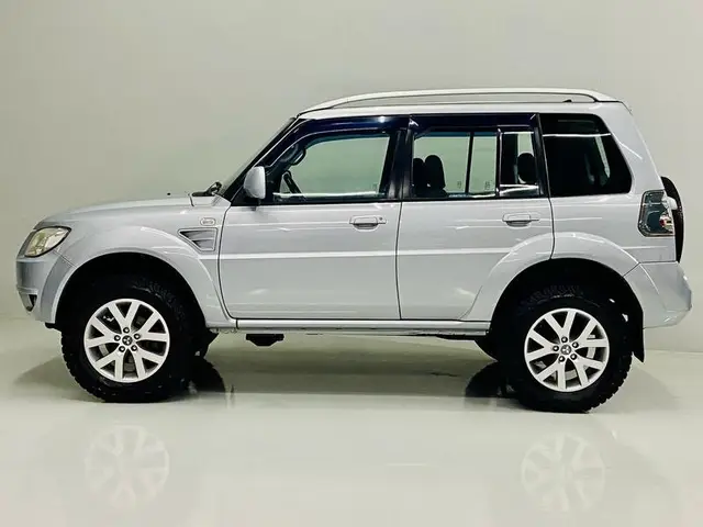 Carro Mitsubishi Pajero TR4 2012 2.0 16V 4x2 (Flex)