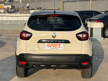 Captur Life 1.6 16v SCe CVT (Flex)