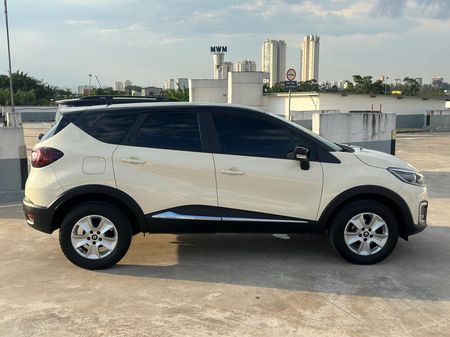 Captur Life 1.6 16v SCe CVT (Flex)
