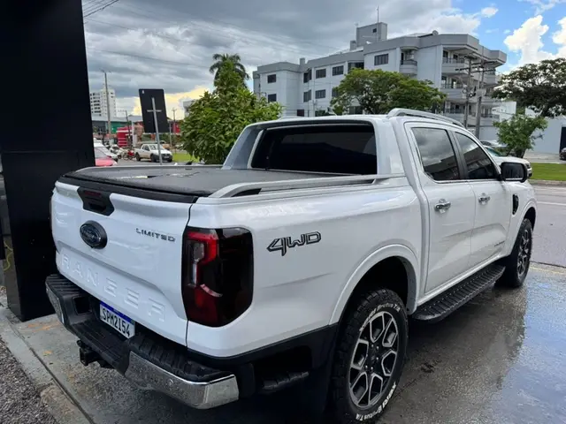 Carro Ford Ranger Cabine Dupla 2024 Limited+ 3.0