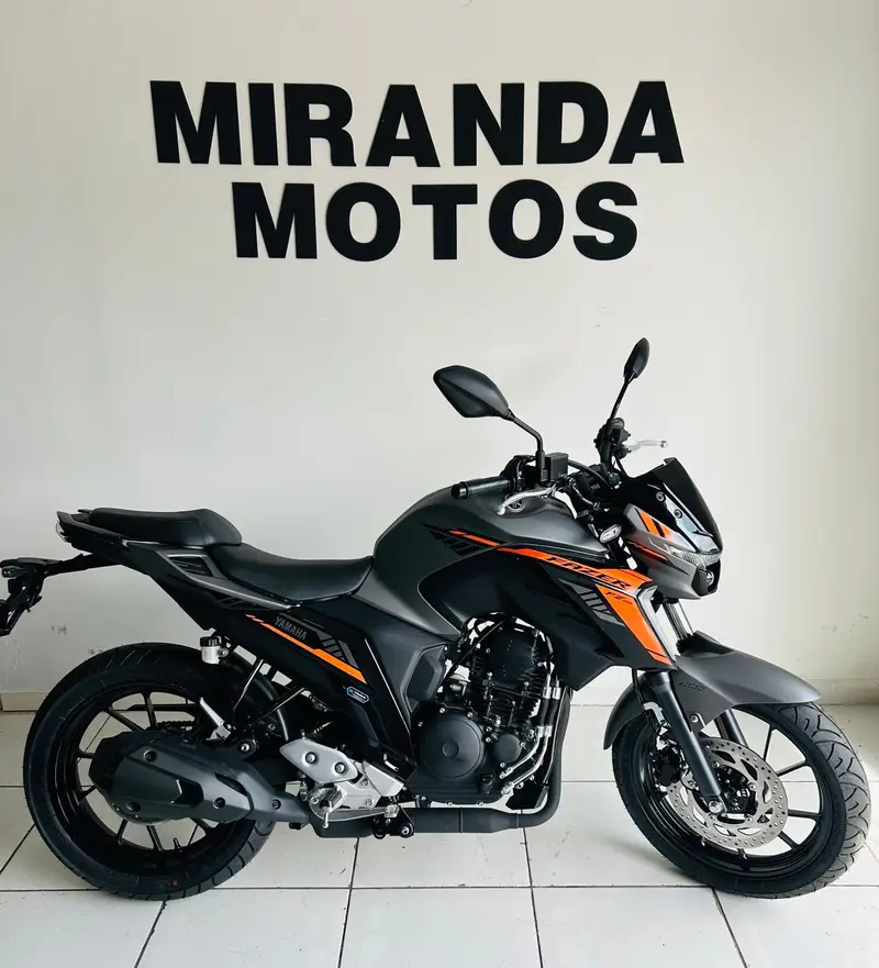 Yamaha Fazer FZ25 Flex