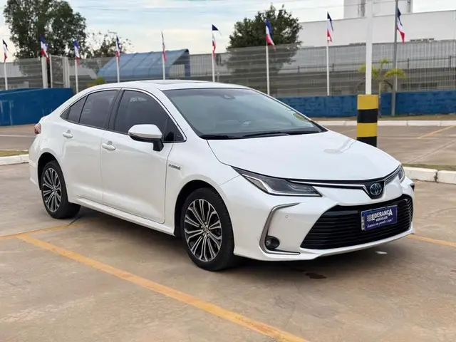 Carro Toyota Corolla 2023 Altis Hybrid Premium 1.8 Flex