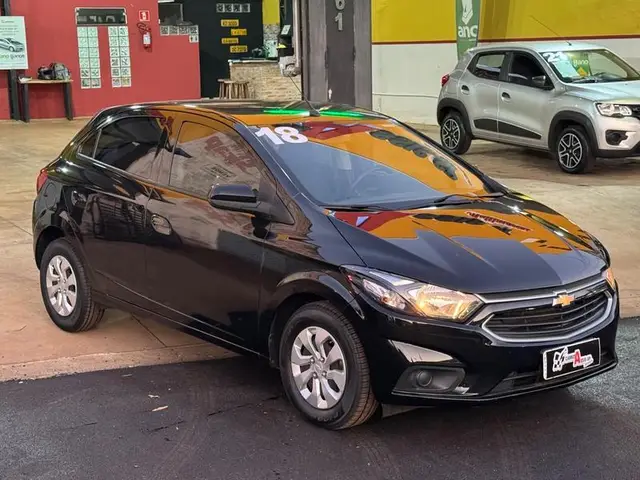 Carro Chevrolet Onix 2018 1.0 LT SPE/4