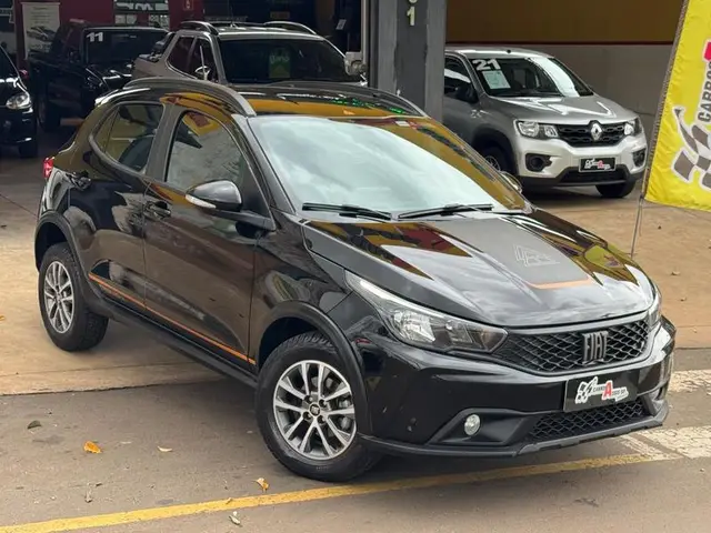 Carro Fiat Argo 2024 Trekking 1.3