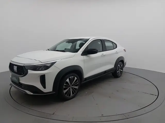 Carro Fiat Fastback 2024 Audace