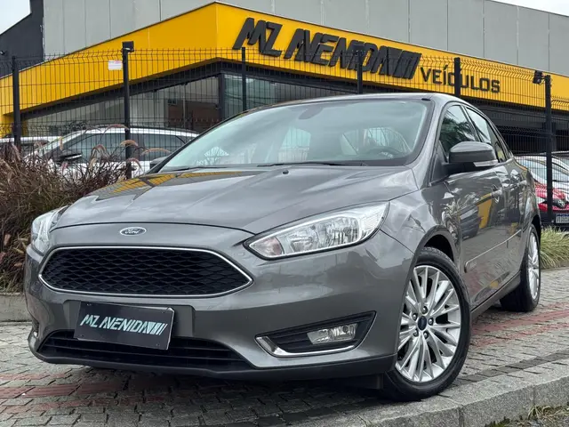 Carro Ford Focus Sedan 2018 SE 2.0 PowerShift