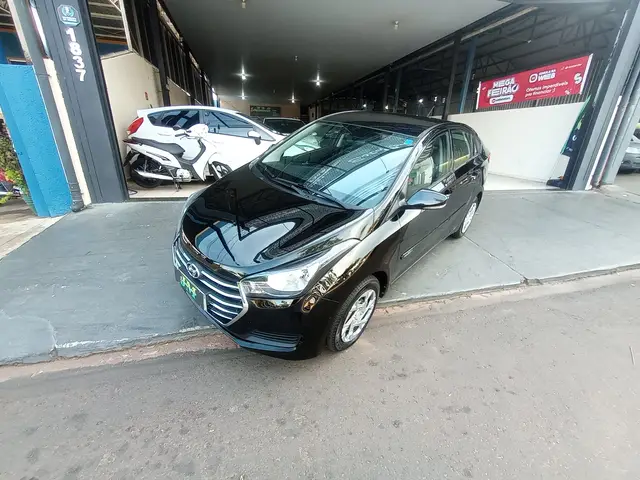 Carro Hyundai HB20S 2016 1.6 Comfort Plus (Flex)