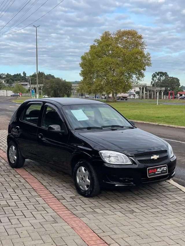 Carro Chevrolet Celta 2013 LT 1.0 (Flex)