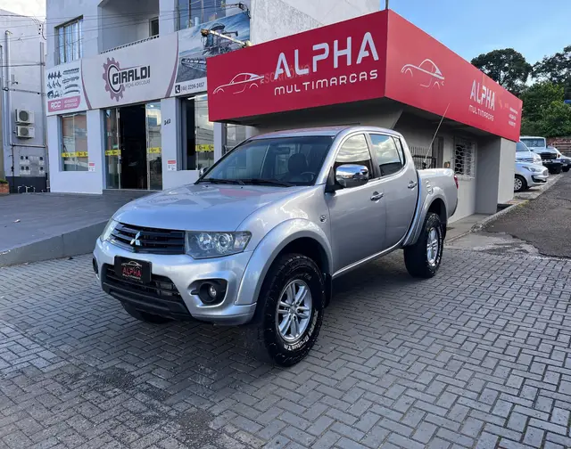 Carro Mitsubishi L200 Triton Sport 2015 3.2 DID-H HPE 4WD (Aut)