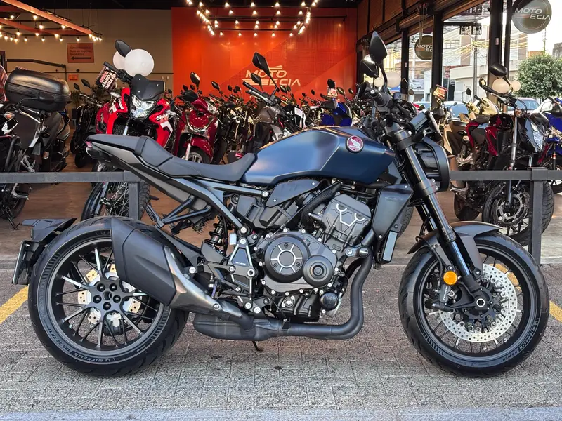 Honda CB 1000R Black Edition