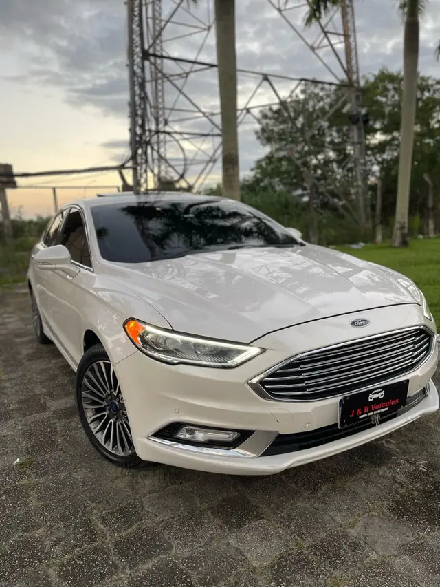 Carro Ford Fusion 2017 2.0 EcoBoost Titanium AWD (Aut)