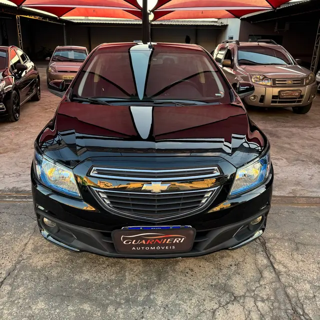 Carro Chevrolet Onix 2014 HATCH LTZ 1.4 8V FlexPower 5p Mec.