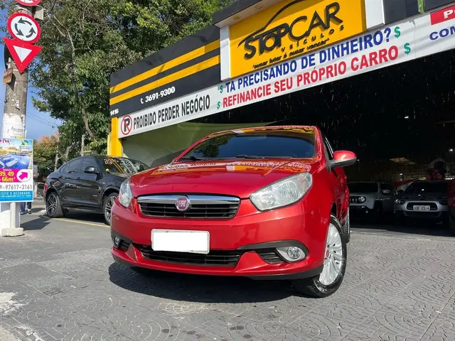 Carro Fiat Grand Siena 2015 Essence 1.6 16V (Flex)