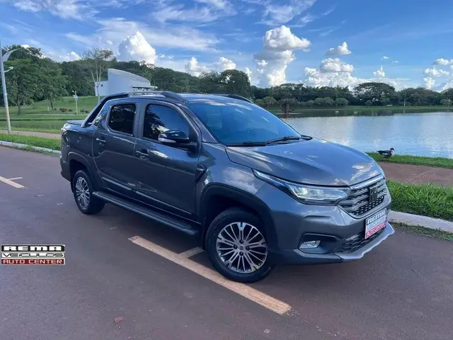 Carro Fiat Strada 2023 Endurance 1.4 Cabine Plus (Flex)