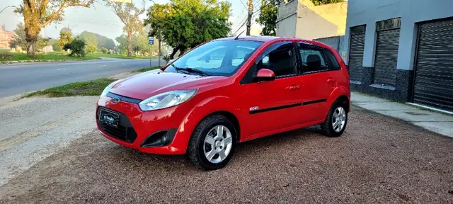 Carro Ford Fiesta Hatch 2014 S Rocam 1.0 (Flex)