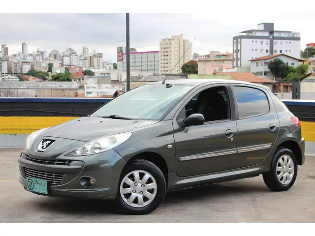 Carro Peugeot 207 2012 Hatch XR 1.4 8V (flex) 4p