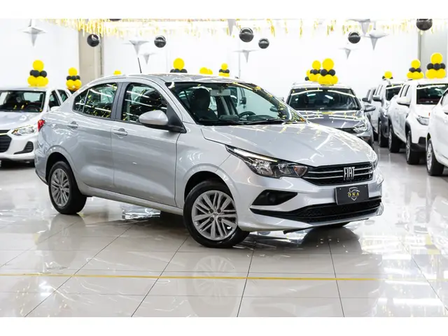 Carro Fiat Cronos 2023 Drive 1.3 (Flex) MT