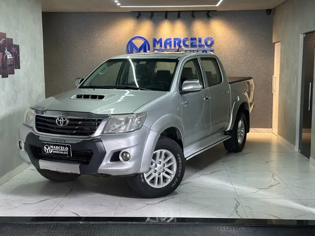 Carro Toyota Hilux Cabine Dupla 2014 Hilux 3.0 TDI 4x4 CD SRV (Aut)