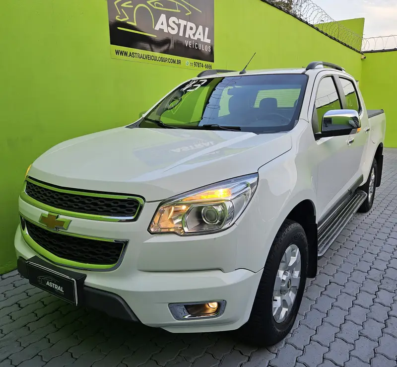 Chevrolet S10 Cabine Dupla S10 LTZ 2.4 4x2 (Cab Dupla) (Flex)