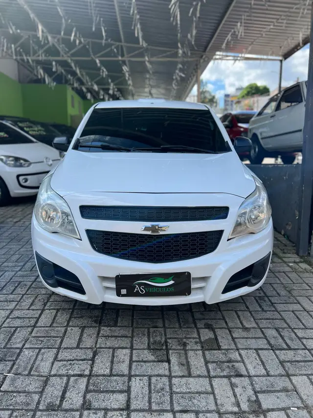 Carro Chevrolet Montana 2019 LS 1.4 (Flex)
