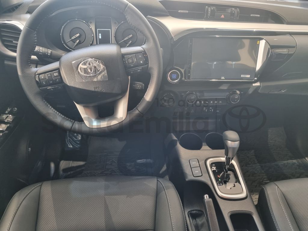 Hilux Cabine Dupla SRX Plus 4x4 2.8 Diesel