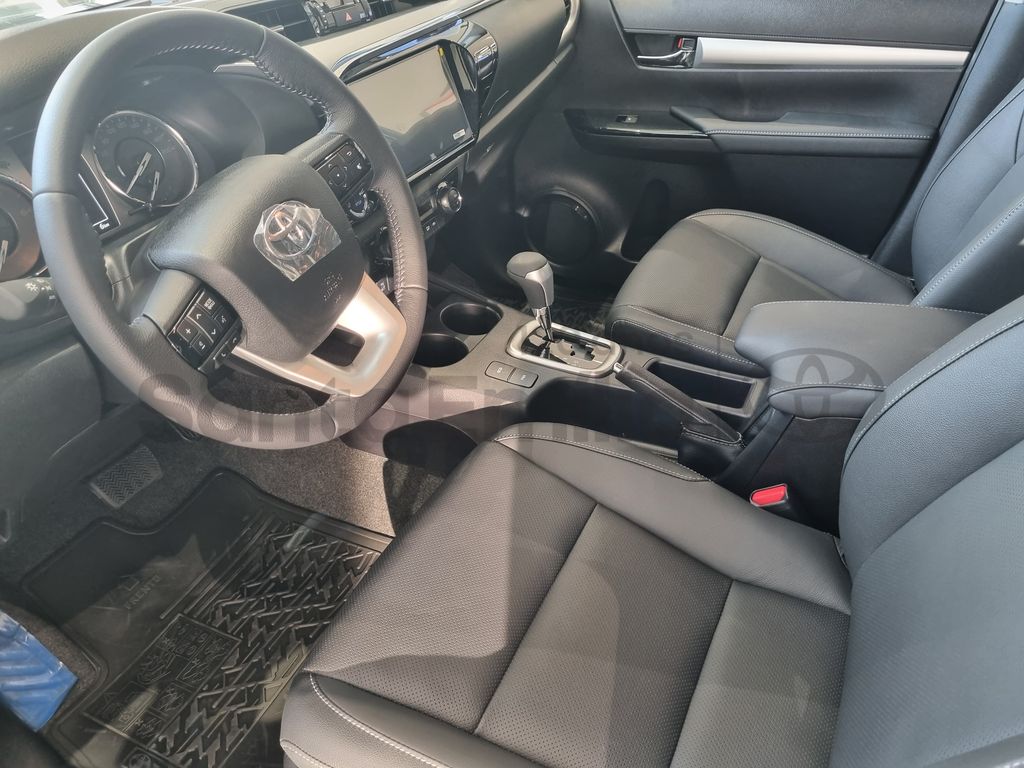Hilux Cabine Dupla SRX Plus 4x4 2.8 Diesel