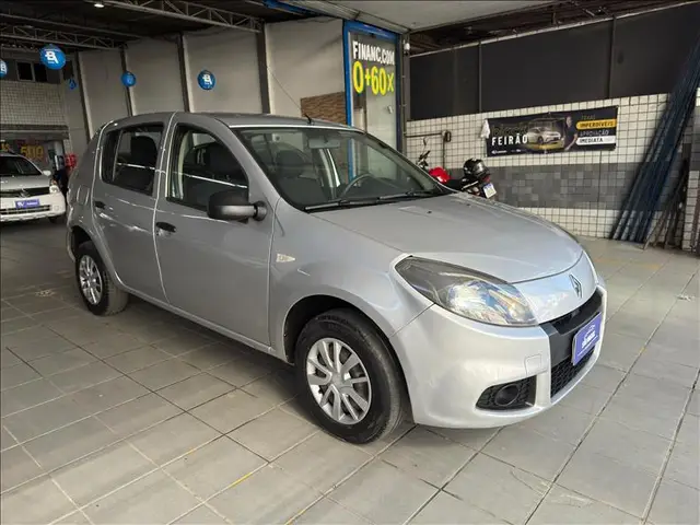 Carro Renault Sandero 2014 Authentique 1.0 16V (flex)