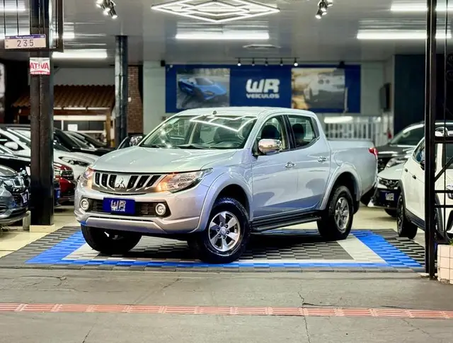 Carro Mitsubishi L200 Triton Sport 2018 Sport 2.4 DID-H GLS 4WD