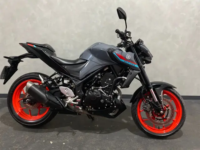 Carro Yamaha MT-03 2022 ABS